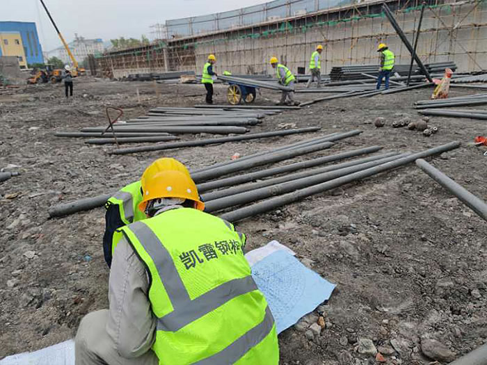 石嘴山螺栓球网架结构